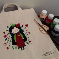 توت بگ دختر مو مشکی