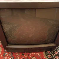 تلویزیون قدیمی|تلویزیون و پروژکتور|یزد, |دیوار