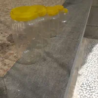 تعداد ۱۳۵ عدد قوطی پت.