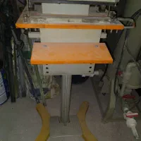 دستگاه دوخت نایلون پدالی