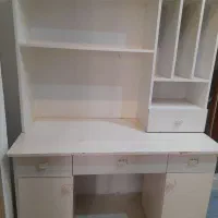 میز تحریر و میز کامپیوتر