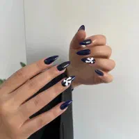 کاشت ناخن.. اکستنشن مژه.. لیفت مژه و ابرو