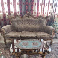 مبل سلطنتی با میز عسلی