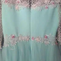 لباس مجلسی|لباس|اصفهان, درب کوشک|دیوار