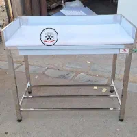 میز مرغ و ماهی