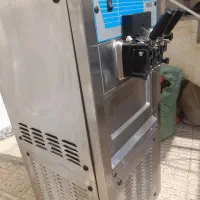 دستگاه بستنیی قیفی تکفاز صفر 2023|کافیشاپ و رستوران|ارومیه, |دیوار