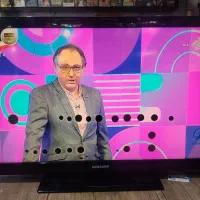تلوزیون ۴۳ ال آیدی سامسونگ لکه دار