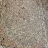 سه تخته فرش ۹ متری به همراه کناره‌ش