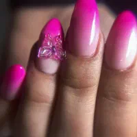آموزش کاشت ناخن حرفه ای