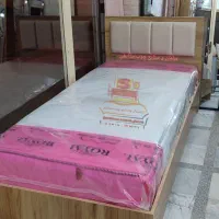 تخت یک نفره