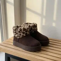 نیم بوت UGG خزدار جدید