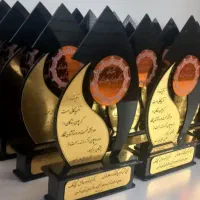 تندیس فارغ التحصیلی برتر|مجسمه، تندیس، ماکت|تهران, آسمان|دیوار