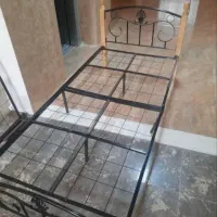 تخت فلزی یک نفره