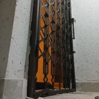 درب آکاردئونی وحفاظ پنجره