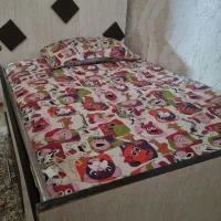 تخت کودک همراه با تشک و متکا|تخت و صندلی بچه|نیشابور, شهرک فرهنگیان|دیوار