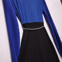 لباس مجلسی|لباس|قم, بنیاد|دیوار