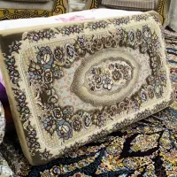 تعدادی تشک.بالش.کناره.پشتی|رختخواب، بالش، پتو|زاهدان, |دیوار