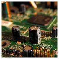 استخدام نیروی آقا در کارگاه مونتاژ الکترونیکی