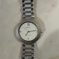 سه عدد ساعت مچی|ساعت|قدس, شهر‌قدس|دیوار