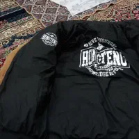 کاپشن خارجی|لباس|ری, علایین|دیوار