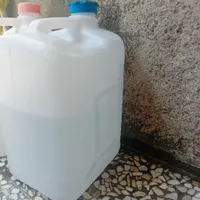 دبه سرکه یا آب