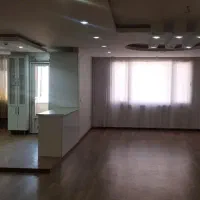 86-متری