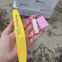 لوازم کاشت ناخن|آرایشگاه و سالن‌های زیبایی|یزد, |دیوار