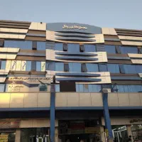 مغازه-در-بهترین-نقطه-شهر
