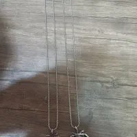 یک گردن بند استیلای