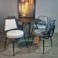 میز و صندلی چهارنفره 223 لیرا