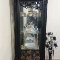 بوفه وساعت دیواری