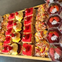 فینگرفود خانگی،سینی مزه،نانهای صبحانه پک دفاع،جشن