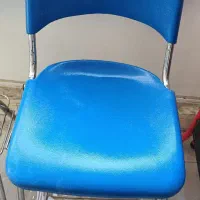 دو عدد صندلی