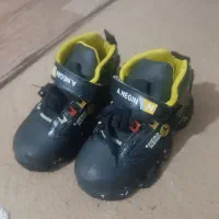 کتونی پسرانه سایز ۳۰ برای ۶ تا ۷ ساله