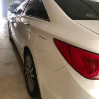 سوناتا ۲۰۱۴ در حد فول ترین نسخه|خودرو سواری و وانت|رشت, منظریه|دیوار