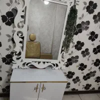 کنسول و آینه دو عدد