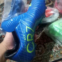 کفش استوک فوتبال سایز ۴۰ تا ۴۴|کیف، کفش، کمربند|تهران, خلیج فارس|دیوار