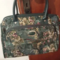 ساک مسافرتی|کیف، کفش، کمربند|چالوس, |دیوار