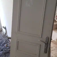 یک عدد درب سرویسی
