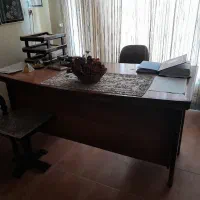 فروش میز دفتر و صندلی و قیچی برقی نو تیپیکال|دفتر کار|شیراز, شهرک والفجر|دیوار