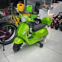 موتور شارژی VESPA رنگ متالیک / فروشگاه امپراطور