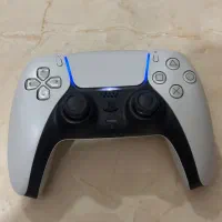 دسته ps5 در حد نو