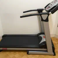 تردمیل باشگاهی در حد نو