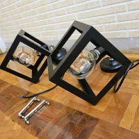 چراغ دیواری