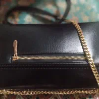 کیف|کیف، کفش، کمربند|قم, شهر قائم|دیوار