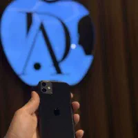 11 نرمال  128 گیگ  مشکی  باطری81