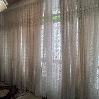 پرده پذیرایی بزرگ ( گل رز برجسته) 35 متر میباشد