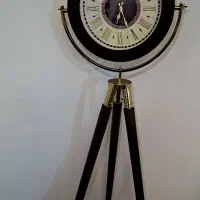 ساعت ایستاده