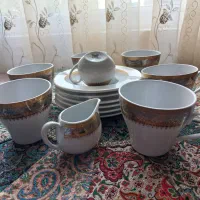 فنجان و نعلبکی و شکر ریز
