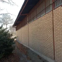 2-500-متر-ملک-چهار-دیواری-با-300-متر-سوله